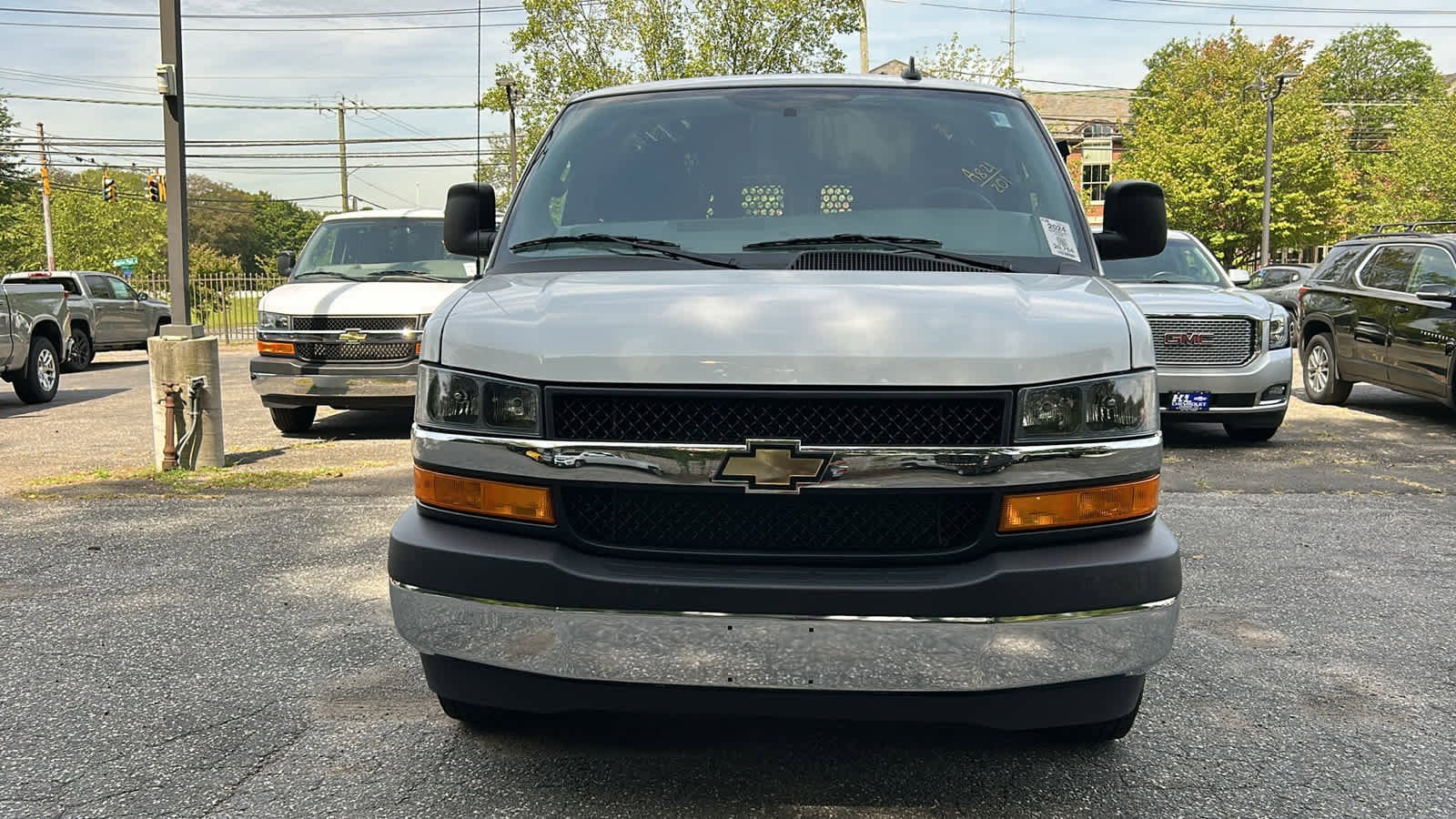 2024 Chevrolet Express Cargo 2500 WT