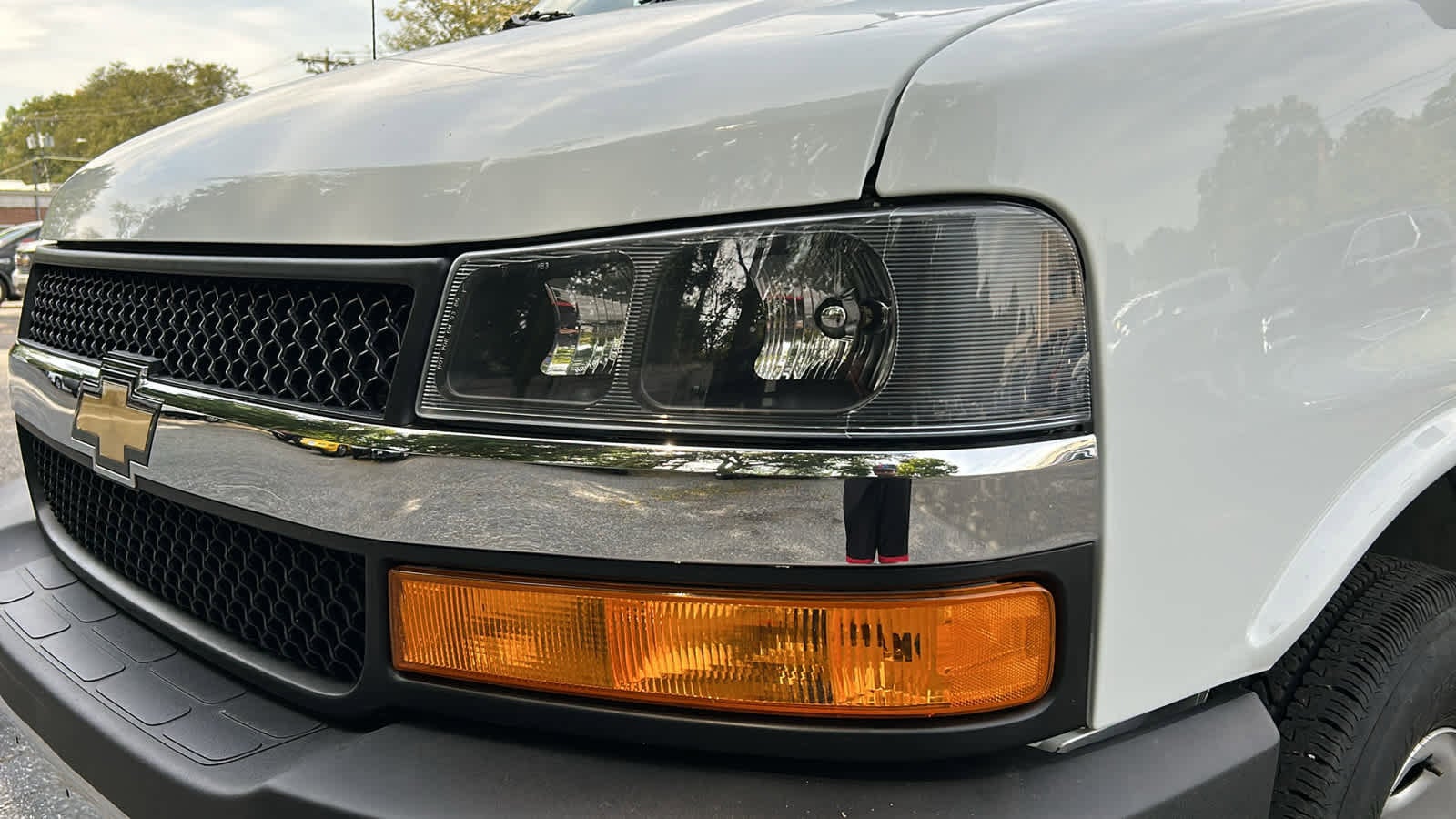 2024 Chevrolet Express Cargo 2500 WT