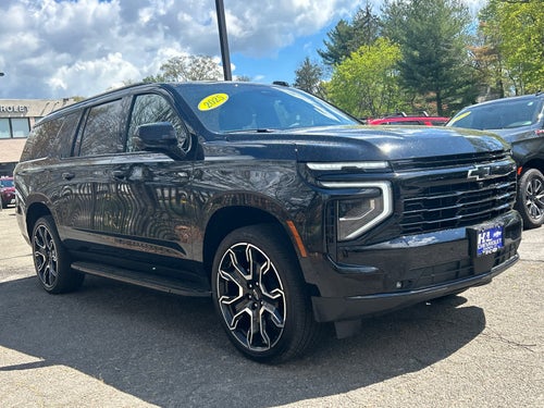 2025 Chevrolet Suburban RST