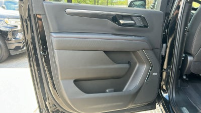 2025 Chevrolet Suburban RST