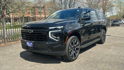 2025 Chevrolet Suburban RST