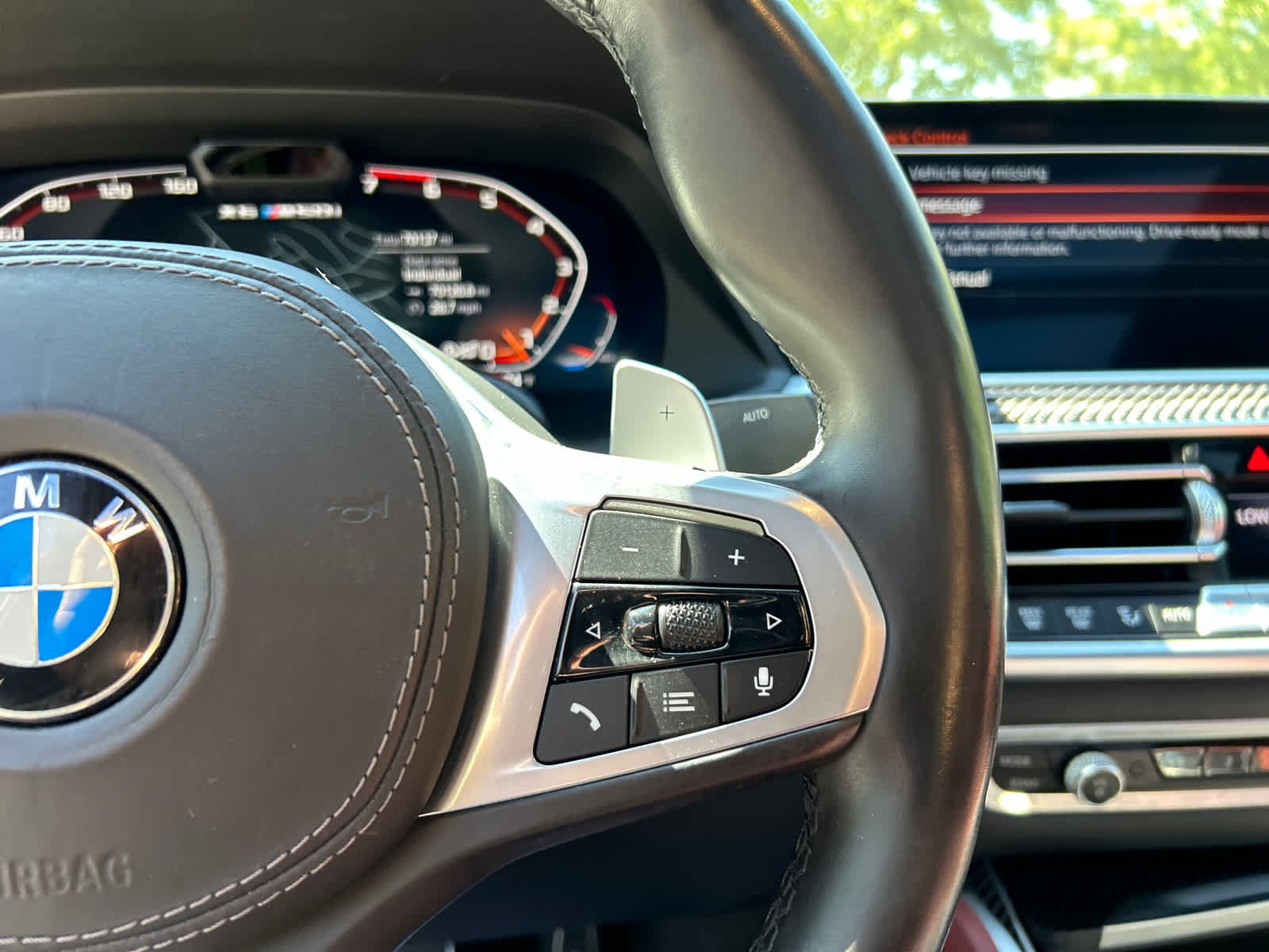 2021 BMW X6 M50i