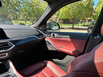 2021 BMW X6 M50i