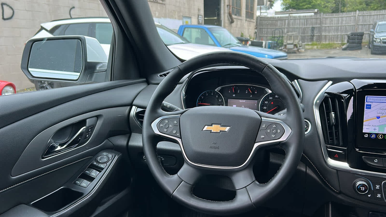 2023 Chevrolet Traverse LT Leather