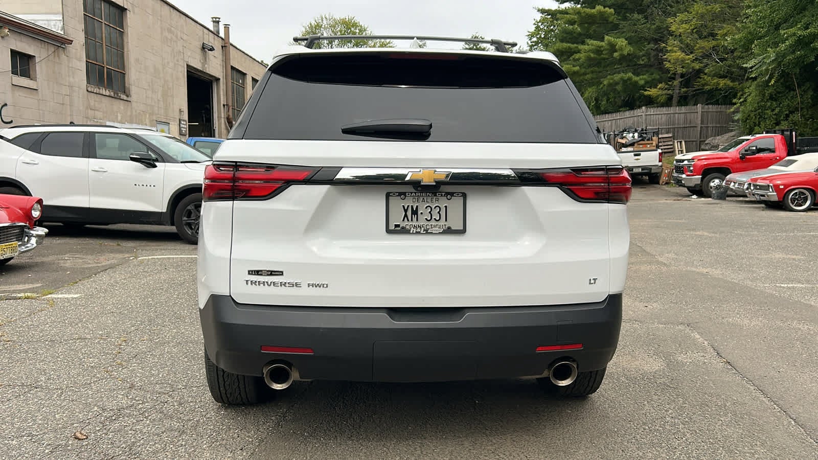 2023 Chevrolet Traverse LT Leather