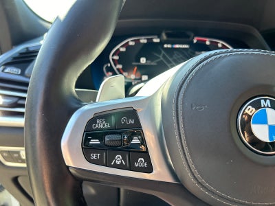 2021 BMW X6 M50i