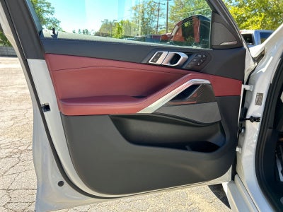 2021 BMW X6 M50i
